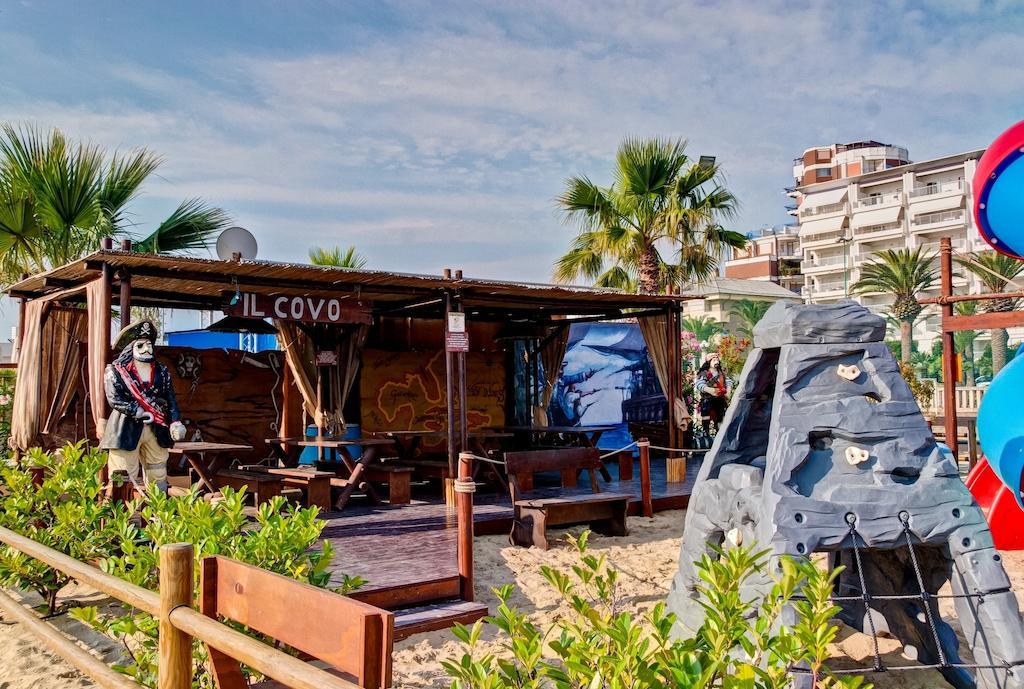 Hotel Europa Beach Village Giulianova Exterior foto